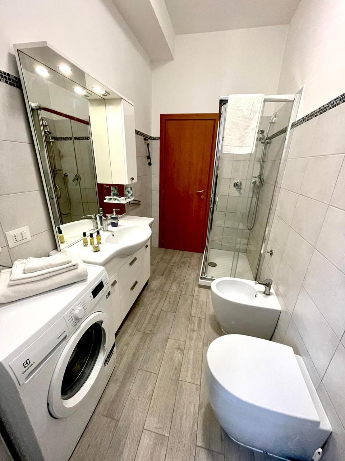 Lucens Domus Appartamento Roma Quartiere Trieste - Vicino Metro B1 - מראה חיצוני תמונה