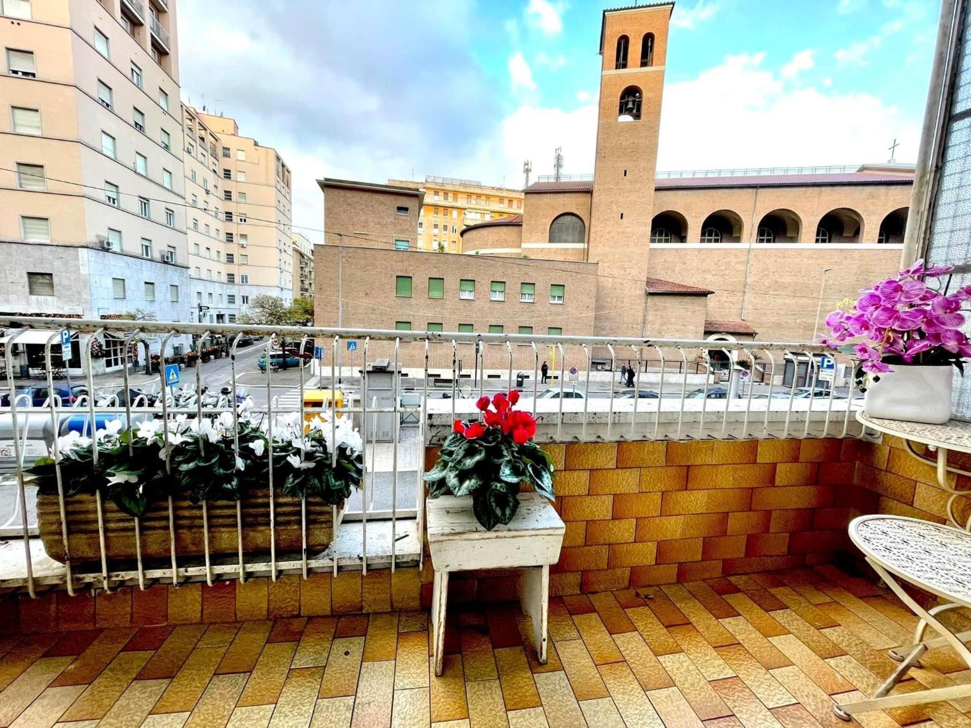 Lucens Domus Appartamento Roma Quartiere Trieste - Vicino Metro B1 - מראה חיצוני תמונה
